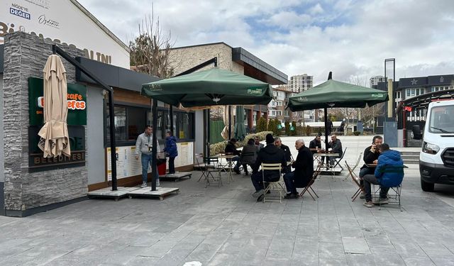 Niğde’de bayramda “Bi Nefes Kafe” vatandaşların uğrak noktası oldu