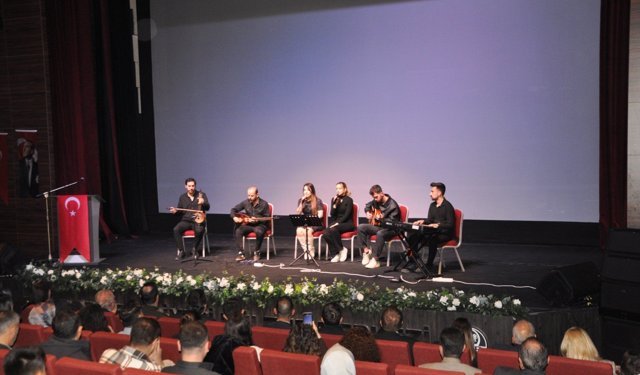 Bor'da ‘İyileştiren Kütüphane' temasıyla Kütüphane Haftası kutlandı