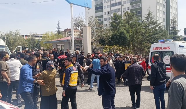 Okulda silahlı saldırı: 4 ölü, 20 yaralı