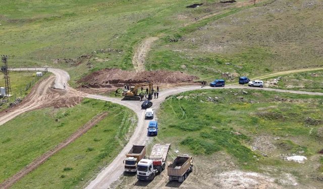 İnsana ait kemik parçaları ve kafatası bulundu