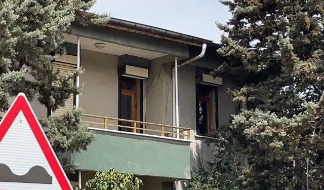 2 binada oluşan çatlaklar sonrası vatandaşlar tahliye edildi