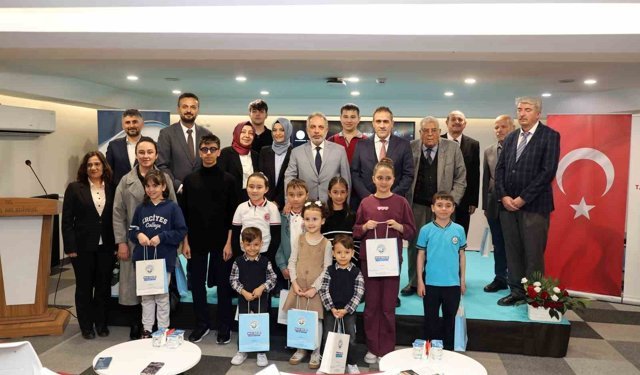 Kitap kurtları ödüllendirildi