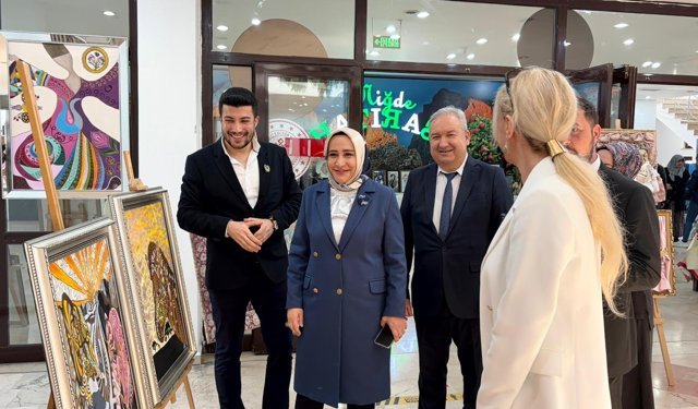 Niğde’de kursiyerlerin el emeği ürünleri sergilendi