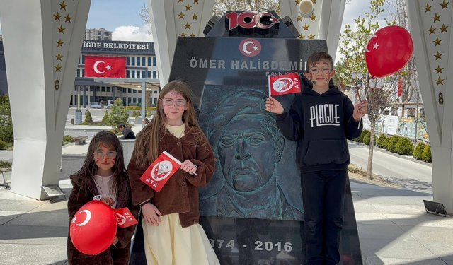 Niğde’de 23 Nisan coşkusu sokaklara taştı