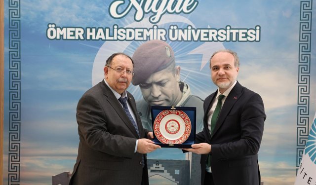 YSK Başkanı Yener ve Yargı Üyelerinden Rektöre ziyaret