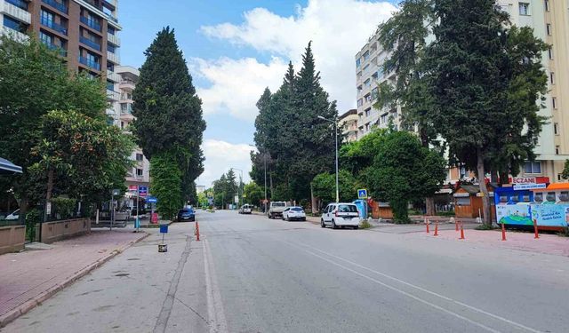 Adana bayramda sessizliğe büründü: Sokaklar boş kaldı