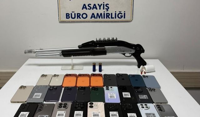 Kaçak cep telefonu operasyonu