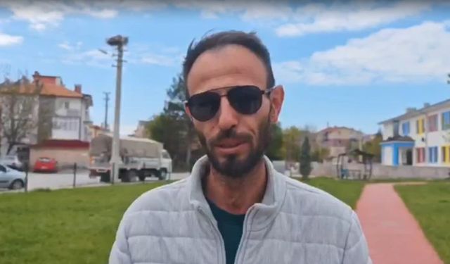 Elektrik akımına kapılan leyleği arabasına alıp yardım etti