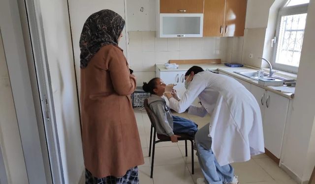Obruk Köyü'nde ücretsiz mobil sağlık hizmeti verildi