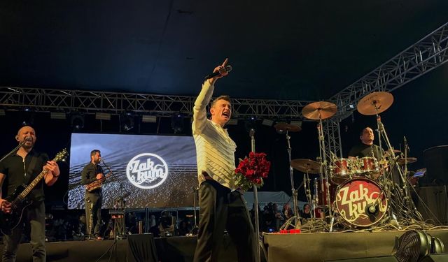 NÖHÜFest’te Zakkum rüzgarı