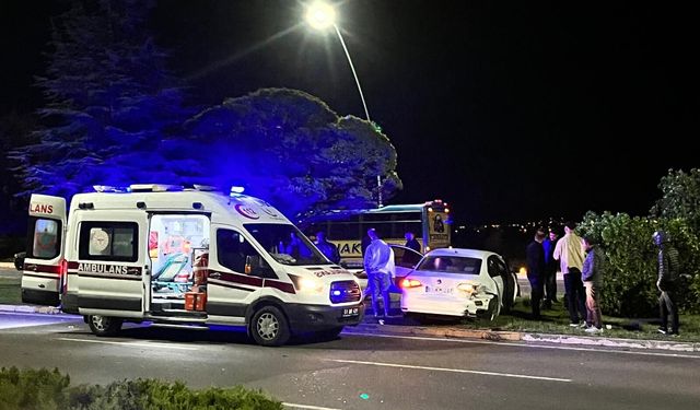 Niğde’de iki araç çarpıştı: 1 Yaralı