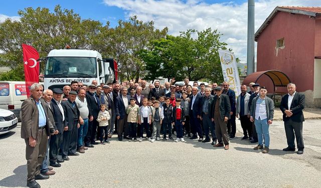 Aktaş Kasabası’nda 8 araç için kurban kesilerek dua edildi