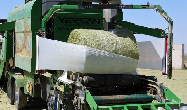 NÖHÜ’de susuz tarımla kaba yem hasadı başladı
