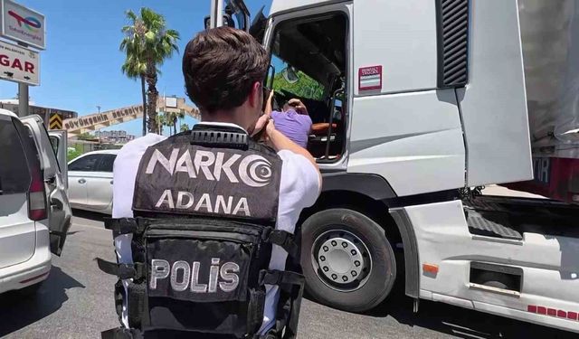 Adana'da tırda 1 milyon 800 bin uyu*şturucu hap ele geçirildi