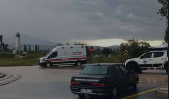 Gümüşler’de anne ve kızı sele kapıldı! Kızın durumu kritik