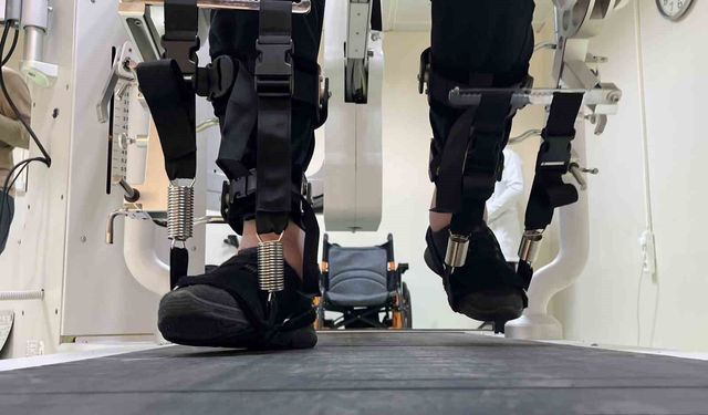 Felç hastalar için yürüme robotu kapasitesi arttı