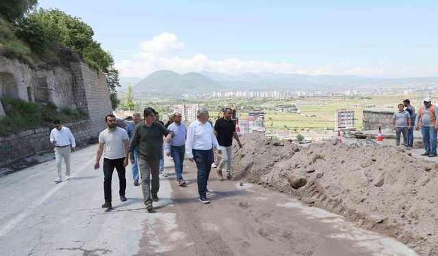Çöken istinat duvarında inceleme yapıldı