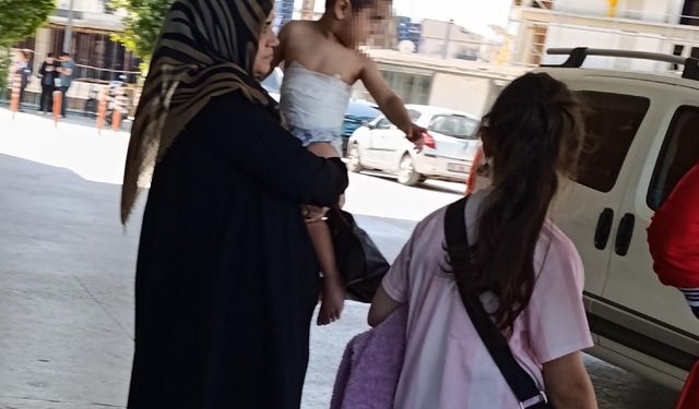 Üzerine kaynar çay dökülen çocuk hastaneye kaldırıldı