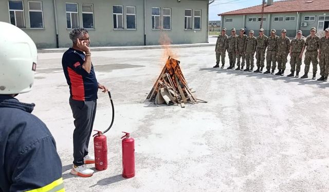 AFAD’dan askeri personele KBRN ve yangın farkındalık eğitimi