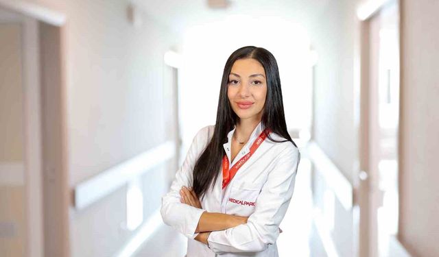 Op. Dr. Oğur: 'Gebelikte yüzme güvenli ancak her anne adayı için uygun olmayabilir'