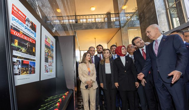 ‘15 Temmuz Manşetleri Gazetecilik Atölyesi Sergisi’ TBMM’de ziyarete açıldı