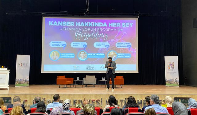 Niğde’de kanser farkındalığı için uzmanlar vatandaşlarla buluştu