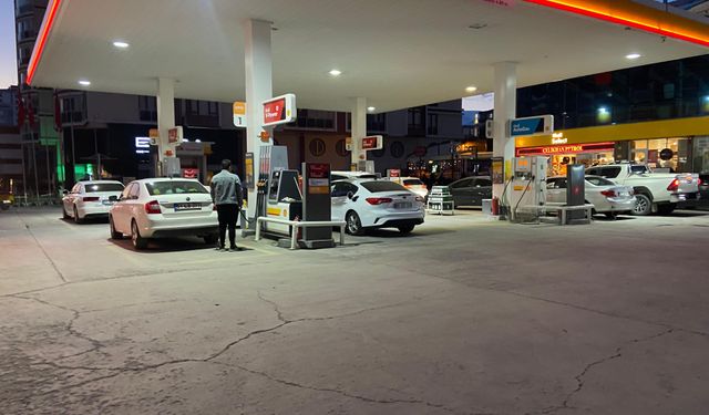 Akaryakıta bu gece çifte zam geliyor