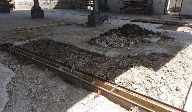 Salı Pazarı'nda bakım ve onarım çalışması