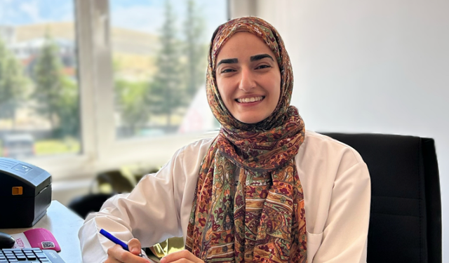 Çamardı Devlet Hastanesi'nde iç hastalıkları uzmanı göreve başladı