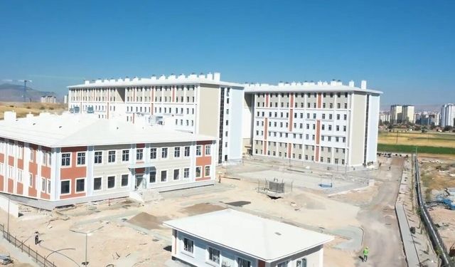 3 bin kişilik öğrenci yurdu inşaatı tamamlandı