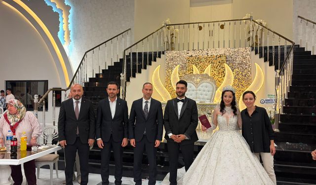 Gökkaya ve Bolat ailelerinin mutlu günü