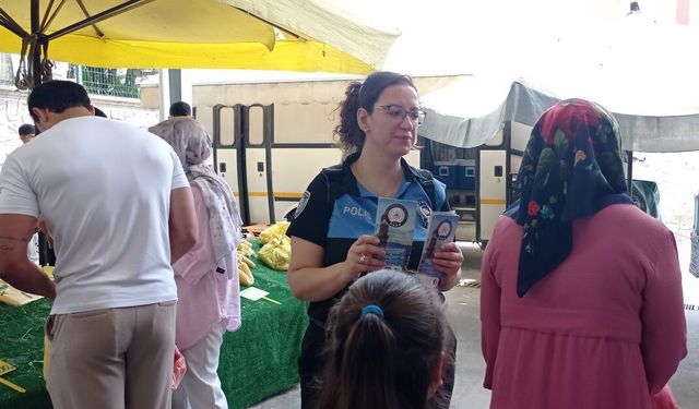 Polis ekipleri tarafından vatandaşlara uyarılar yapıldı