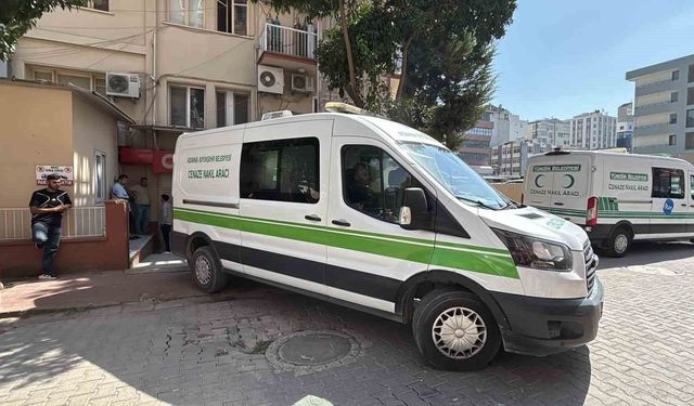 Eski eşi tarafından katledilen kadının cenazesi adli tıptan alındı