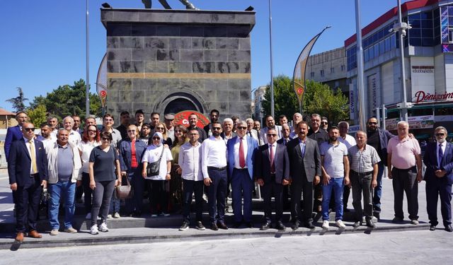 CHP Niğde’de 103. kuruluş yıl dönümünü kutladı