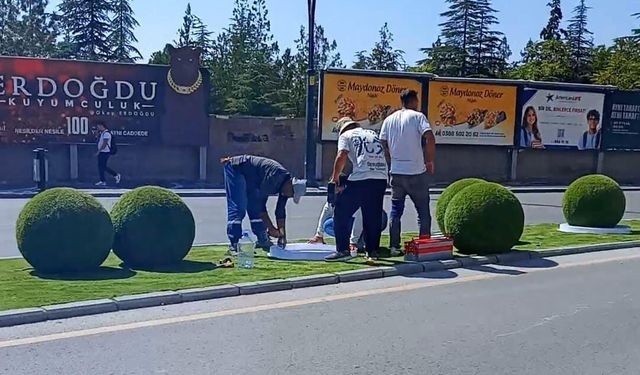 Niğde’de kavşak düzenleme çalışmaları sürüyor