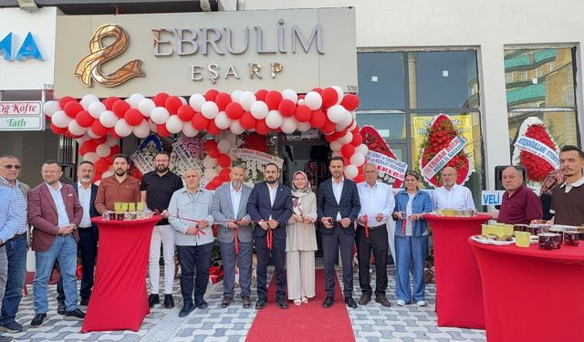 Ebrulim Eşarp görkemli törenle hizmete açıldı