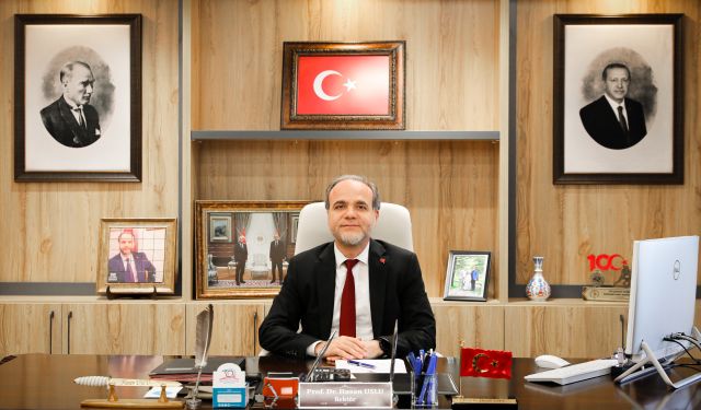 NÖHÜ Rektörü Uslu’dan 29 Ekim Cumhuriyet Bayramı mesajı