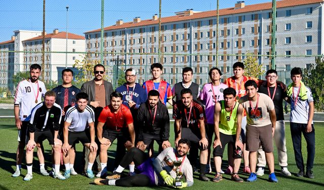 Ömer Halisdemir Yurdu’nda geleneksel futbol turnuvası düzenlendi