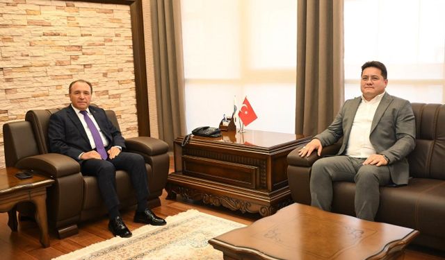 Üniversite öğrencilerinin ulaşım konusu masaya yatırıldı