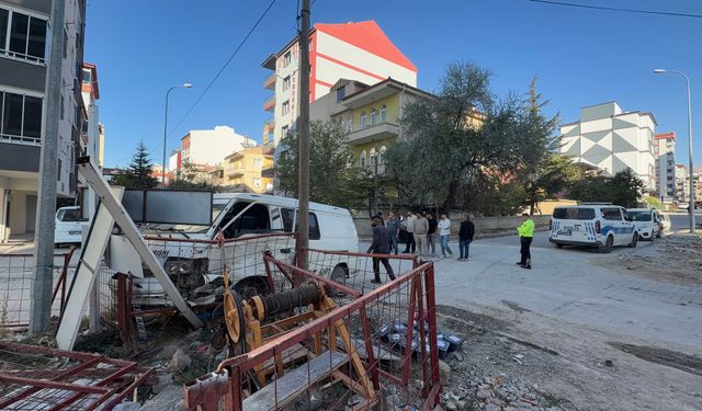 Niğde’de iki ticari araç çarpıştı: 1 yaralı