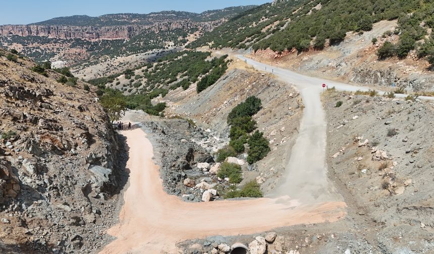 Sel ve depremin olumsuz etkileri ortadan kaldırılıyor