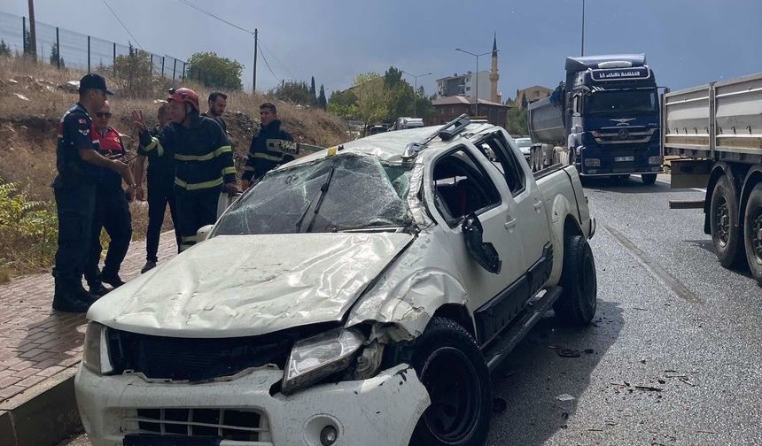 trafik kazasında ağır yaralanan sürücü hayatını kaybetti