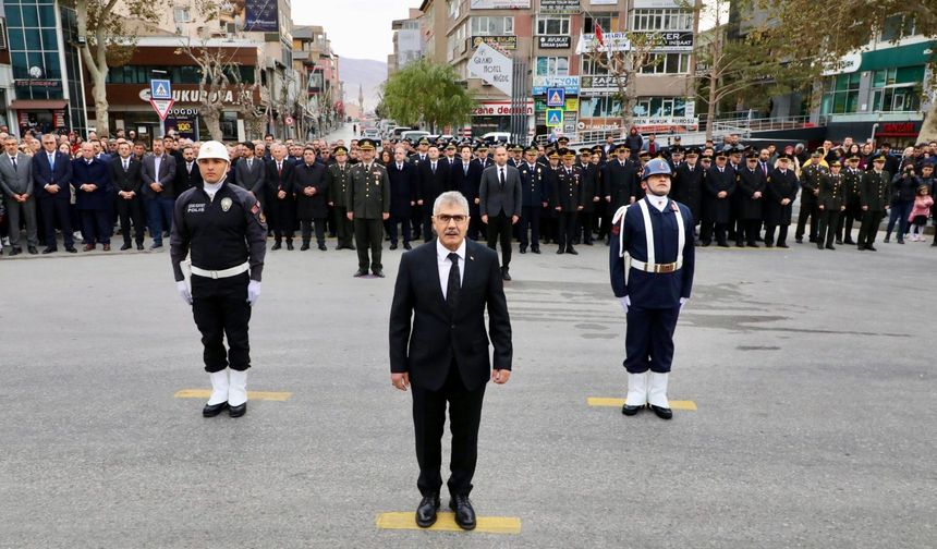 Atamızı Niğde'de Özlemle ve Hasretle Andık