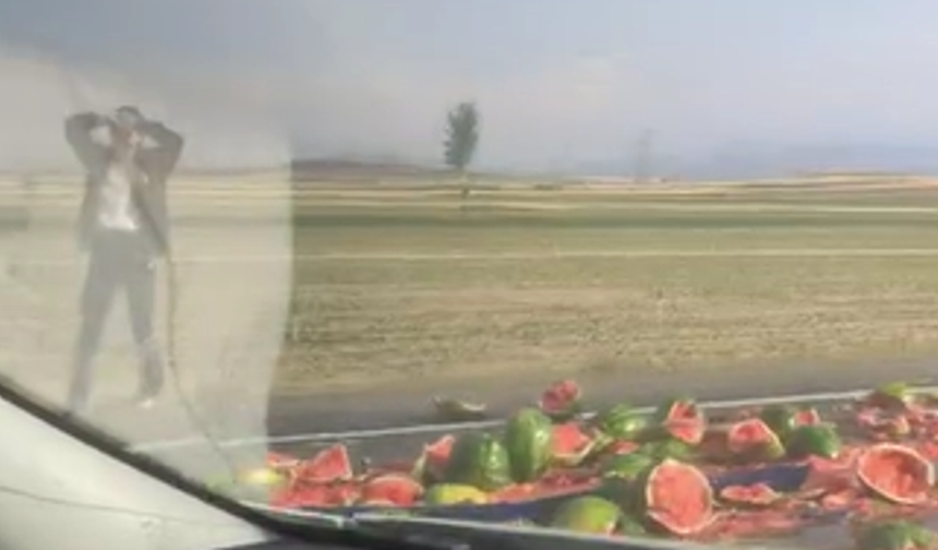 Niğde-Kayseri yolunda TIR kazası