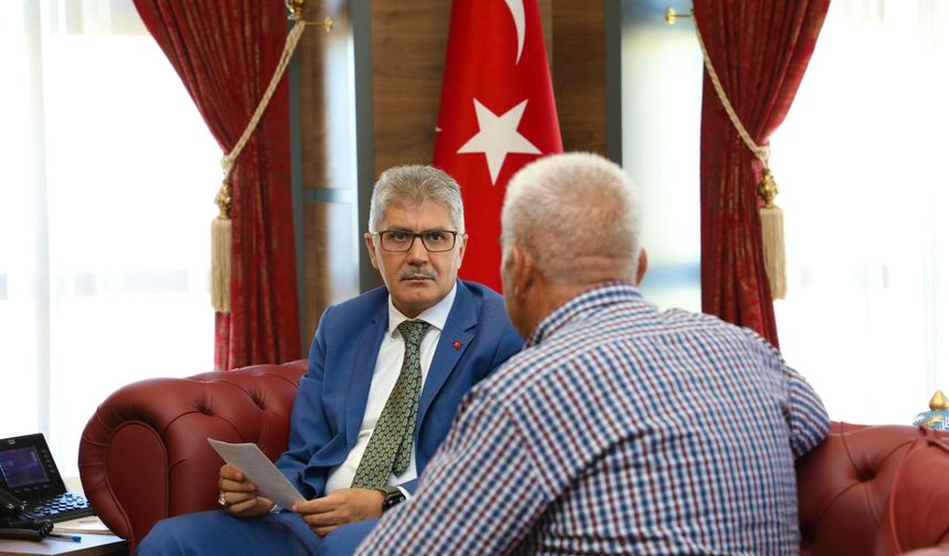 Vali Çelik, Halk Günü buluşmasında vatandaşları dinledi
