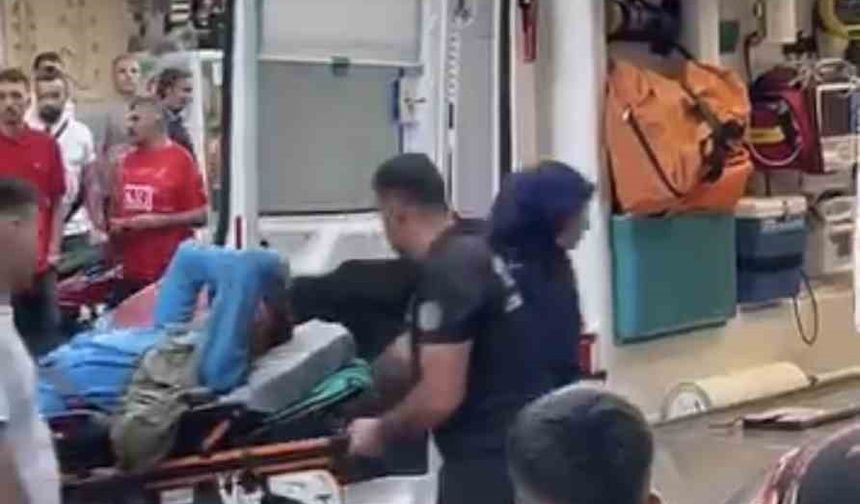 Mardin’de bıçaklı kavgada seyyar satıcı yaralandı