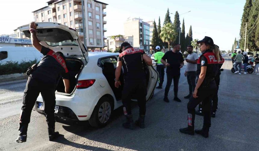 Polisten şehirde firari temizliği: 718’i yakalandı