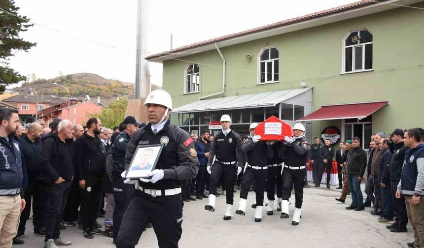 Vefat eden polis memuru son yolculuğuna uğurlandı