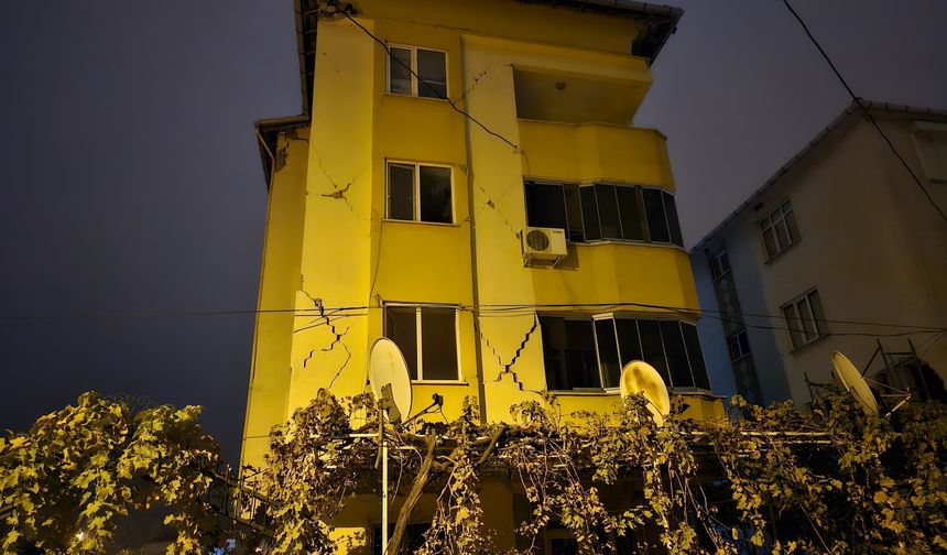 Deprem gece boyu salladı!