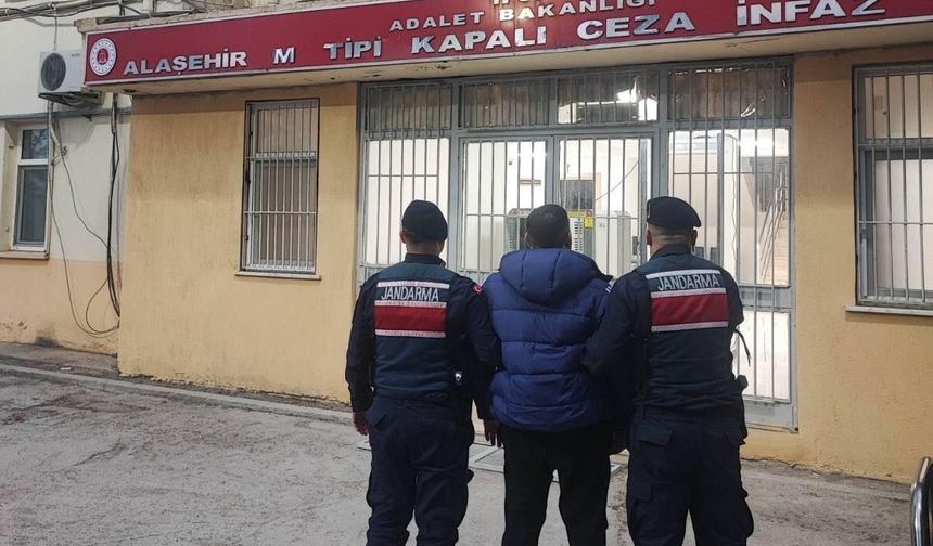 Alaşehir'de sentetik ecza operasyonu: 1 tutuklama